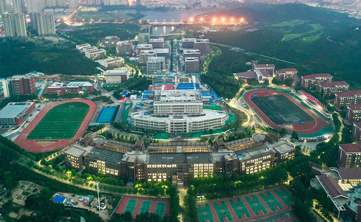 青島理工大學(xué)